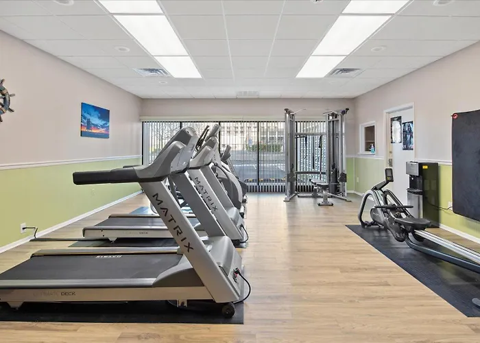 Towers-dreamy Ocean Views In 3 Bedroom With Indoor Pool!