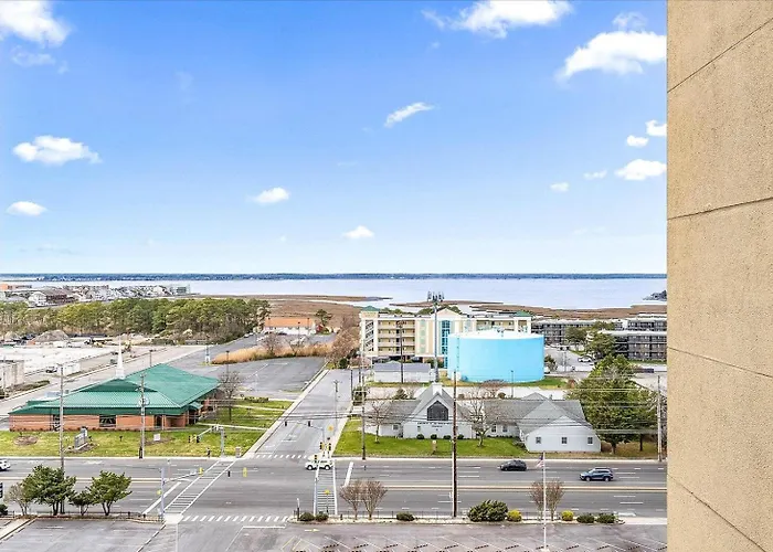 Towers-dreamy Ocean Views In 3 Bedroom With Indoor Pool! Holiday home