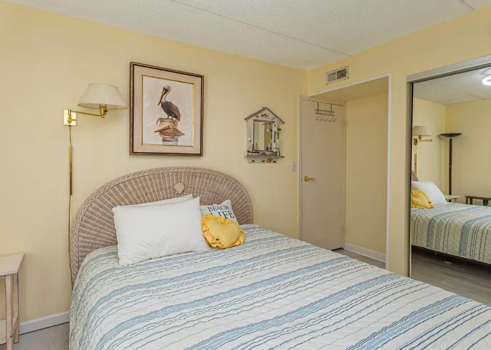 Towers-dreamy Ocean Views In 3 Bedroom With Indoor Pool! *